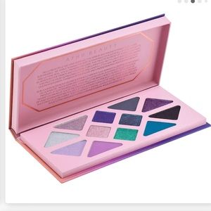 Athr beauty moonlight crystal palette